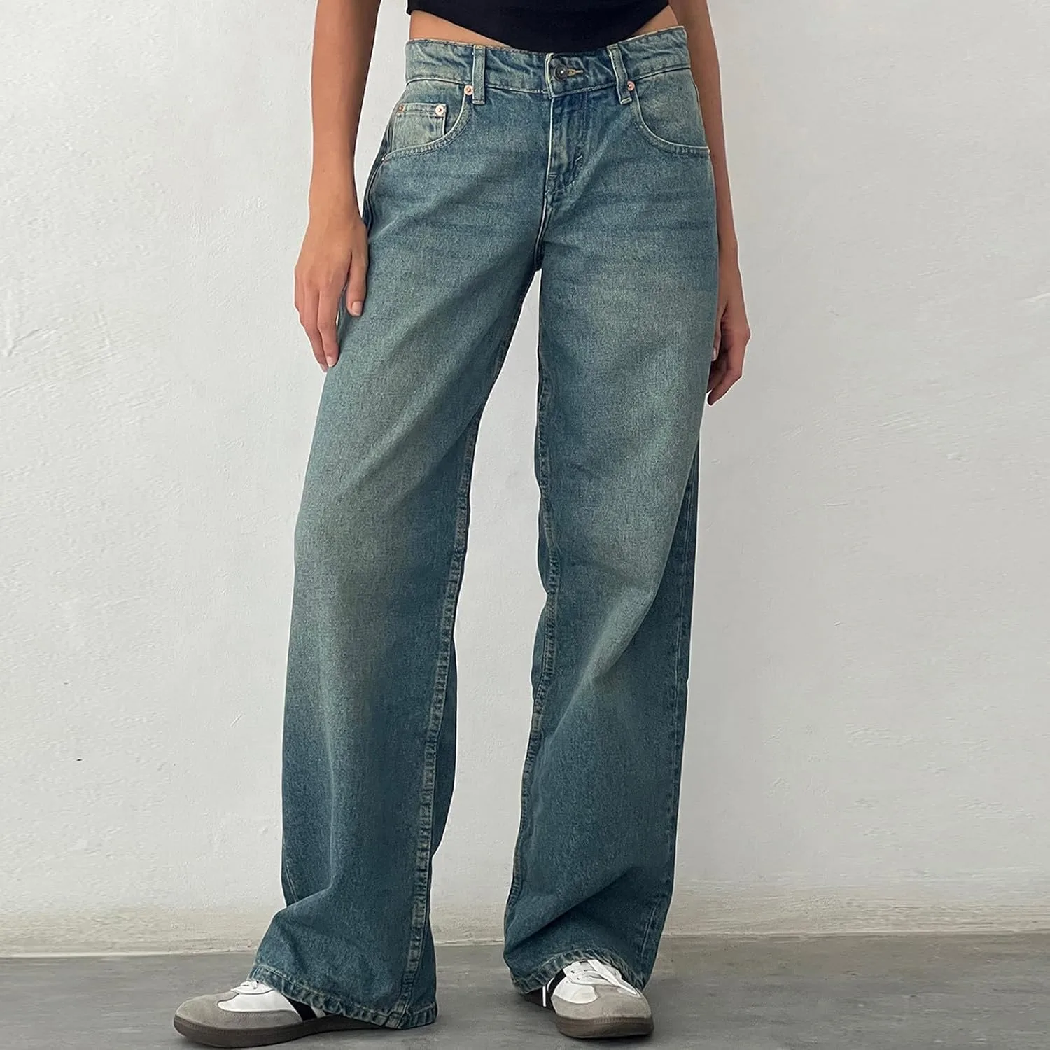 Женские джинсы классические mid waist широкие — фото 2