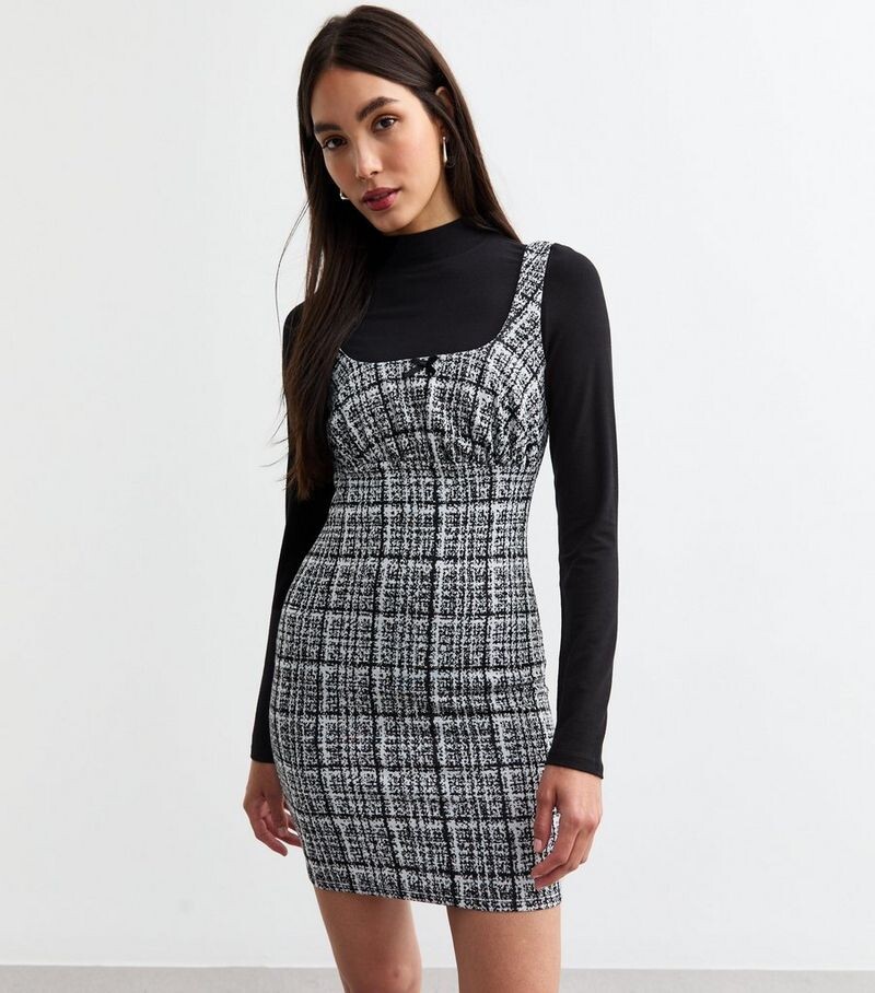 

Светло-серое платье Pinny в клетку с бантом New Look, светло-серый