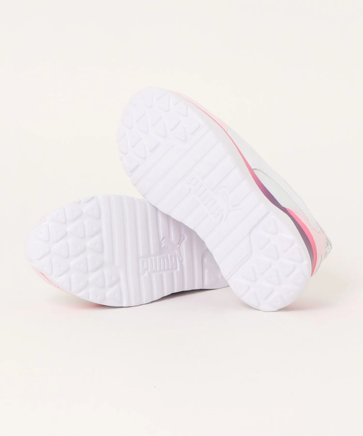 Детские кроссовки PUMA R78 Voyage StarGlow чёрные — фото 3