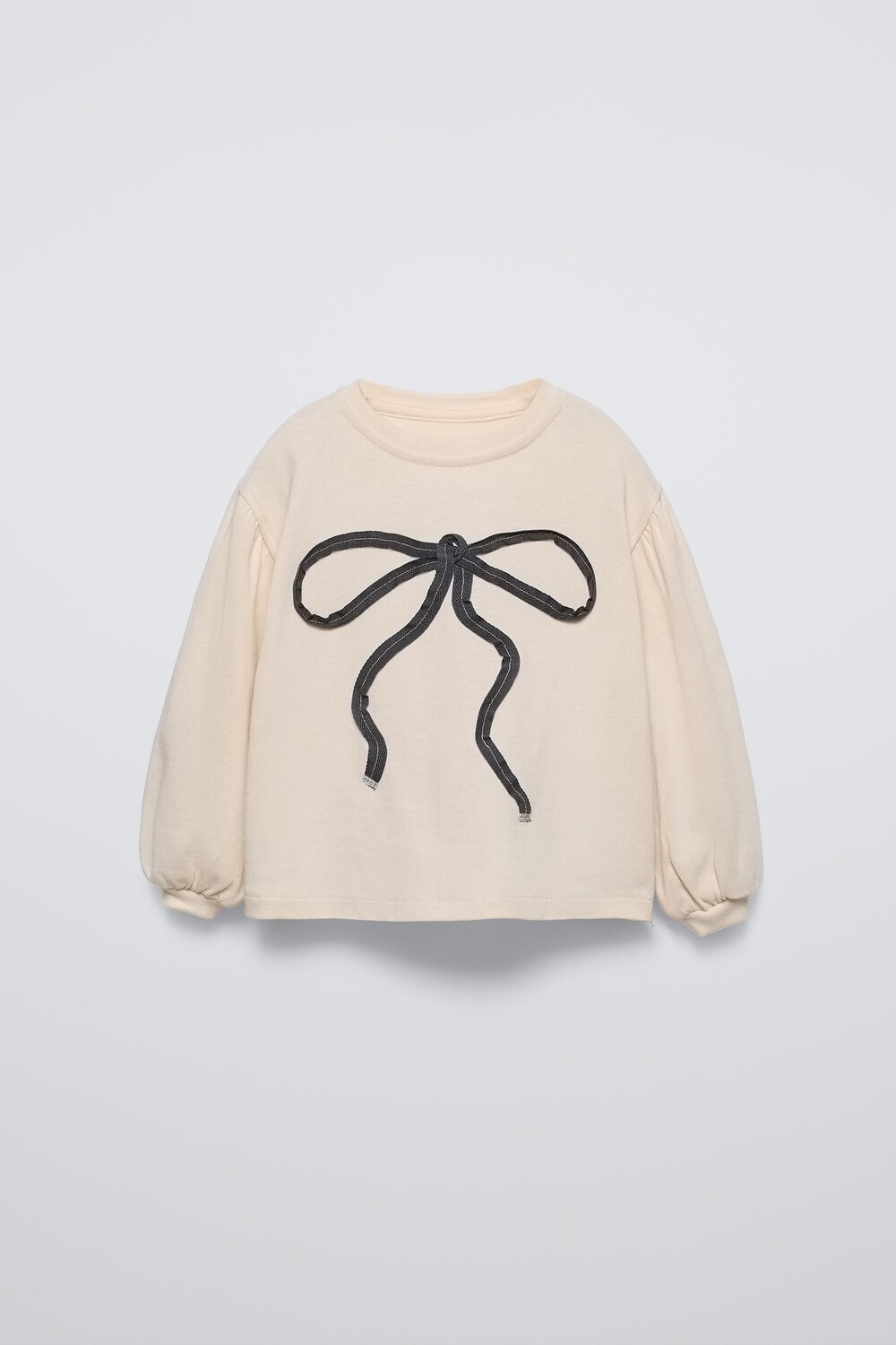 

Футболка с аппликациями ZARA, середина экрю