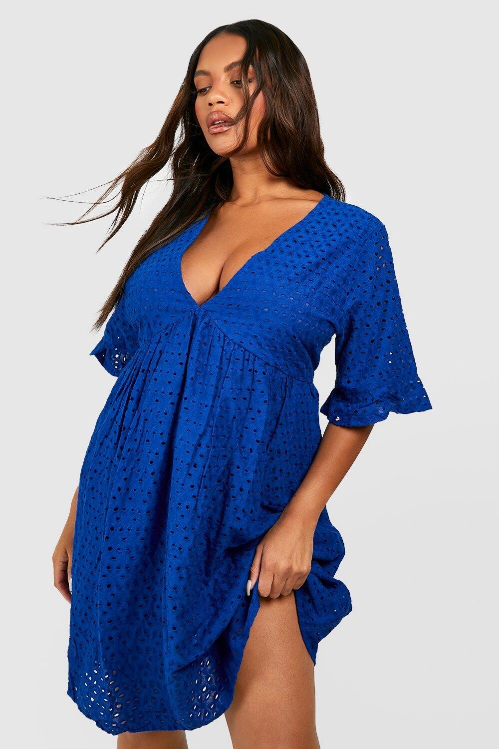 

Свободное платье Plus с вышивкой Broderie boohoo, синий