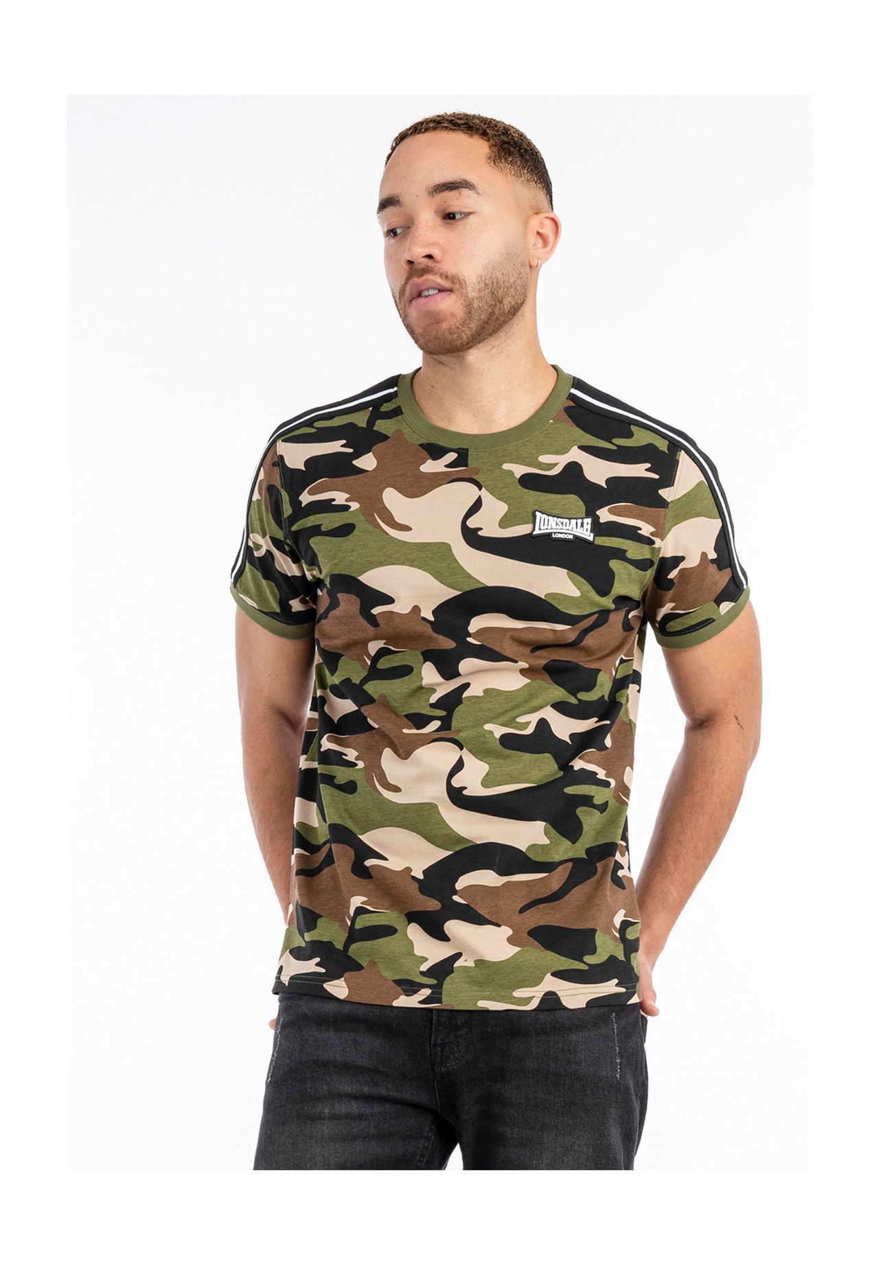

Мужская футболка стандартного кроя GUNNISTA LONSDALE, цвет Camo Woodland