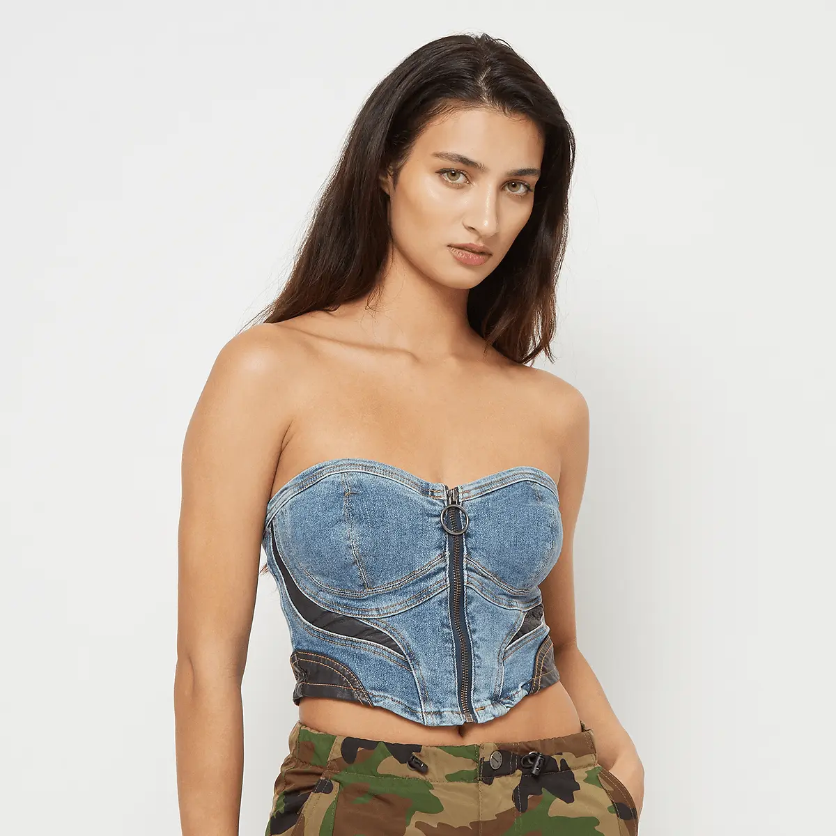 

Футболка First Row Denim Bustier, синий