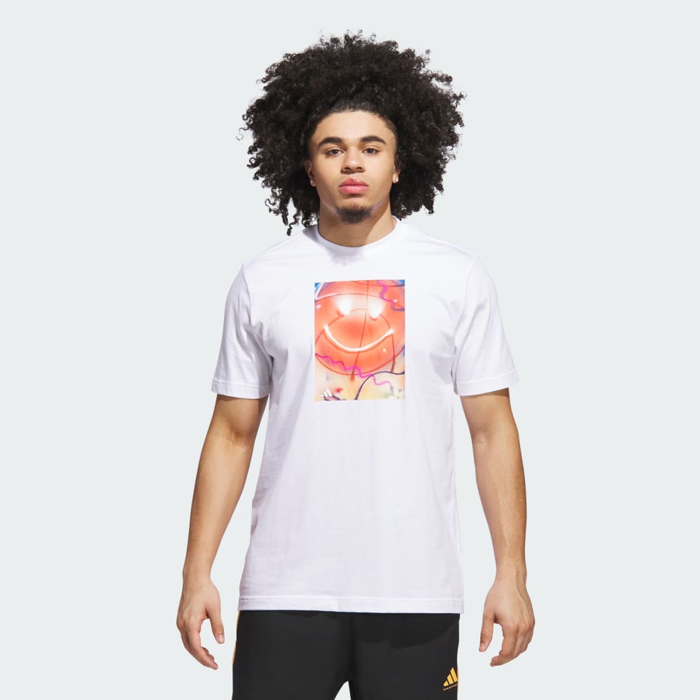 

Спортивная футболка Adidas Basketball Is Happiness Graphic Tee, белый