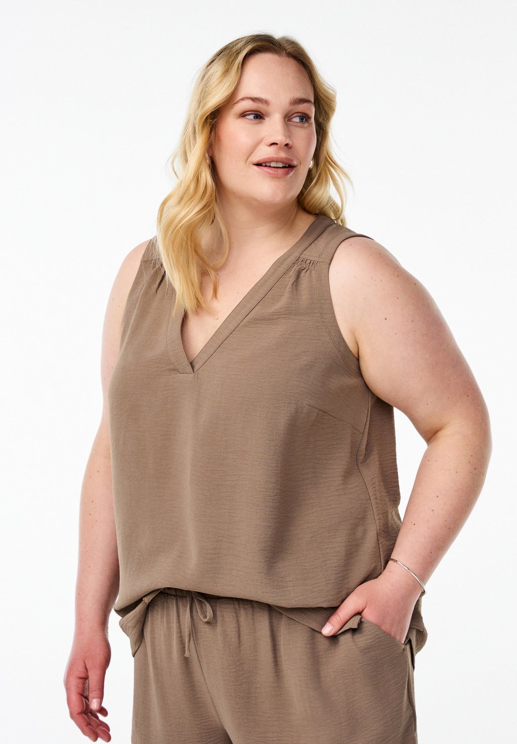 

Топ Blouse Zizzi, коричневый