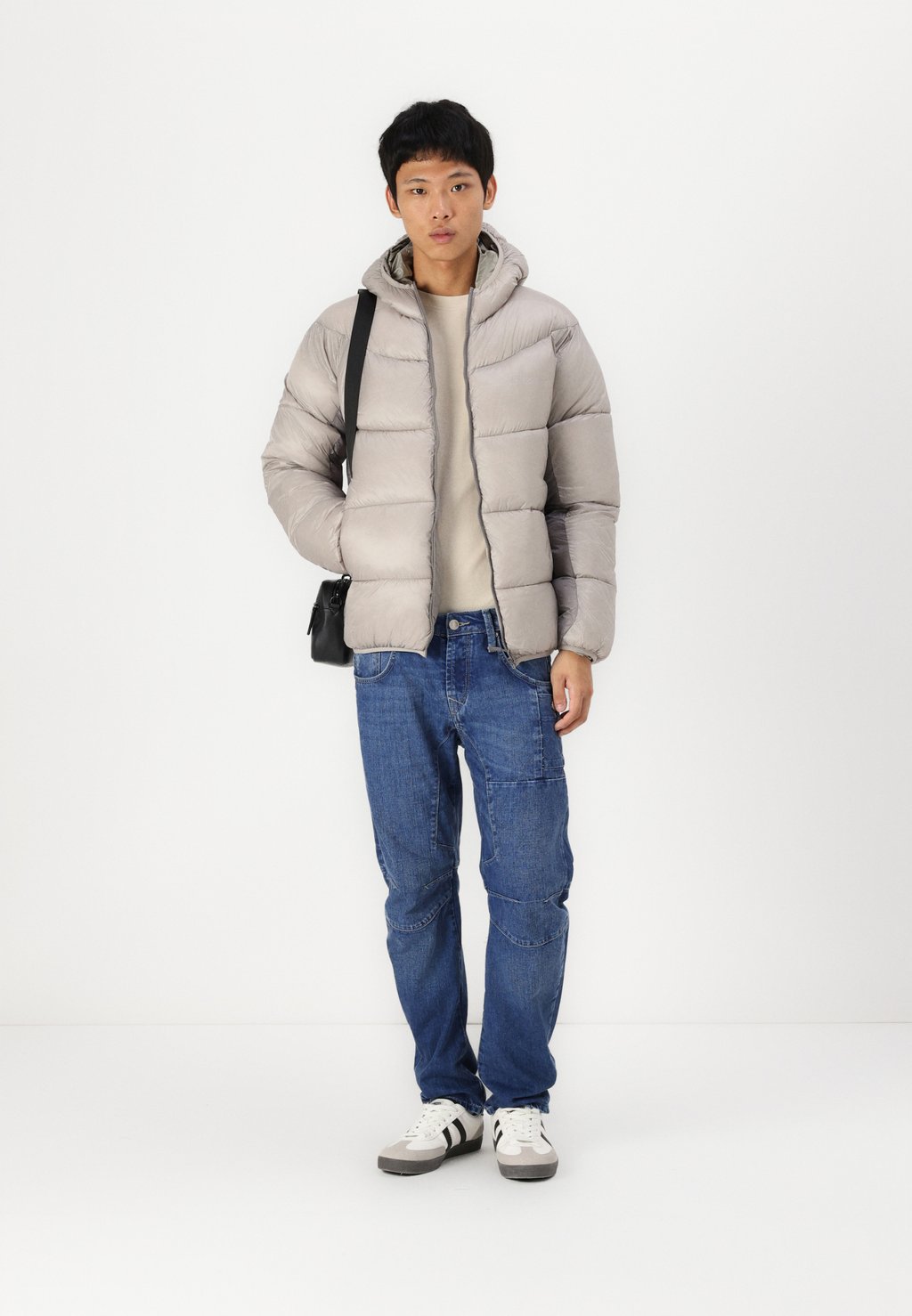 

Зимняя куртка JCOALPHA LIGHT PUFFER JACKET Jack & Jones, молочный