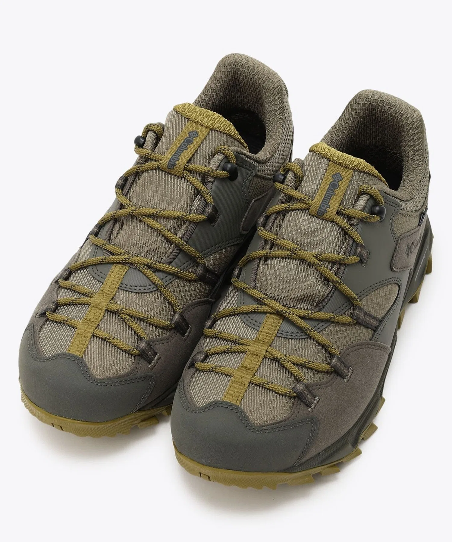 Водонепроницаемые, легкие мужские походные ботинки Columbia Saber Six Low OutDry с широкой колодкой.