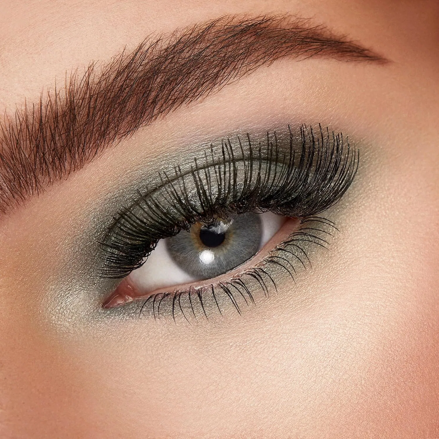 Тени для век KIKO Milano High Pigment Eyeshadow 51, оттенок Satin Jungle Green Kiko Milano, Green — фото 4