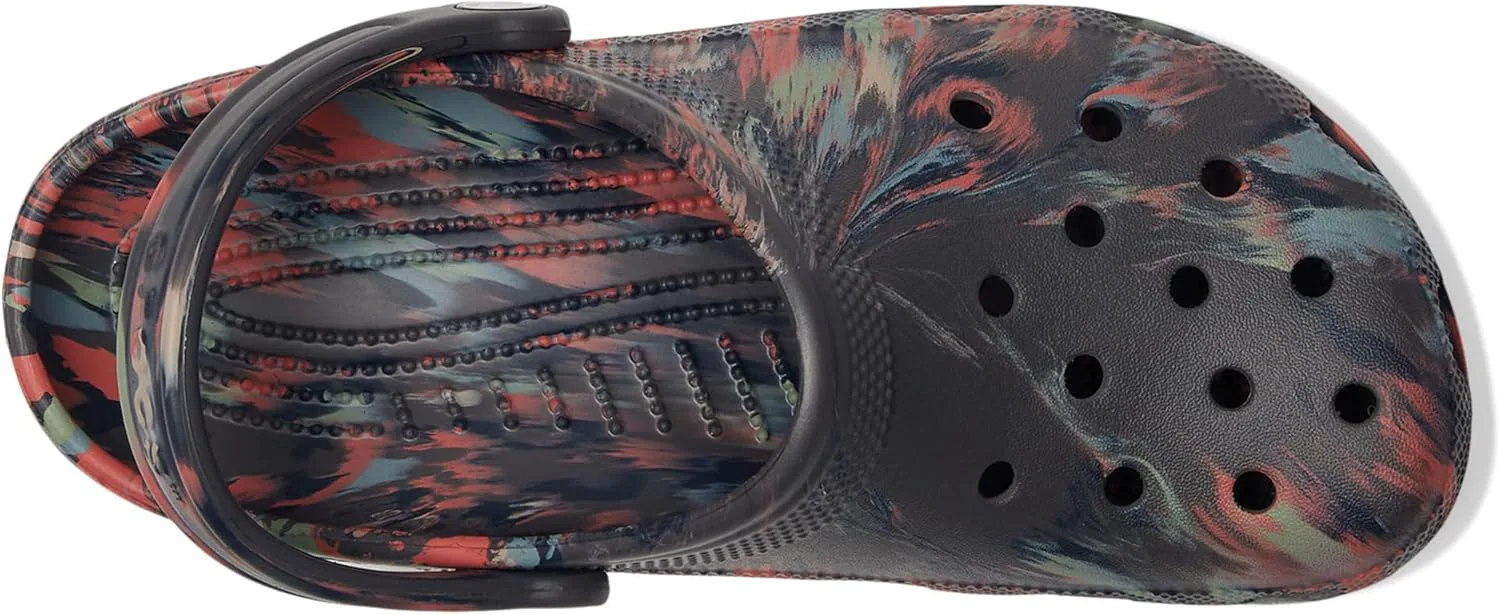 Крокс Унисекс Классические мраморные клогги с эффектом тай-дай Crocs, черный/мультиколор — фото 2