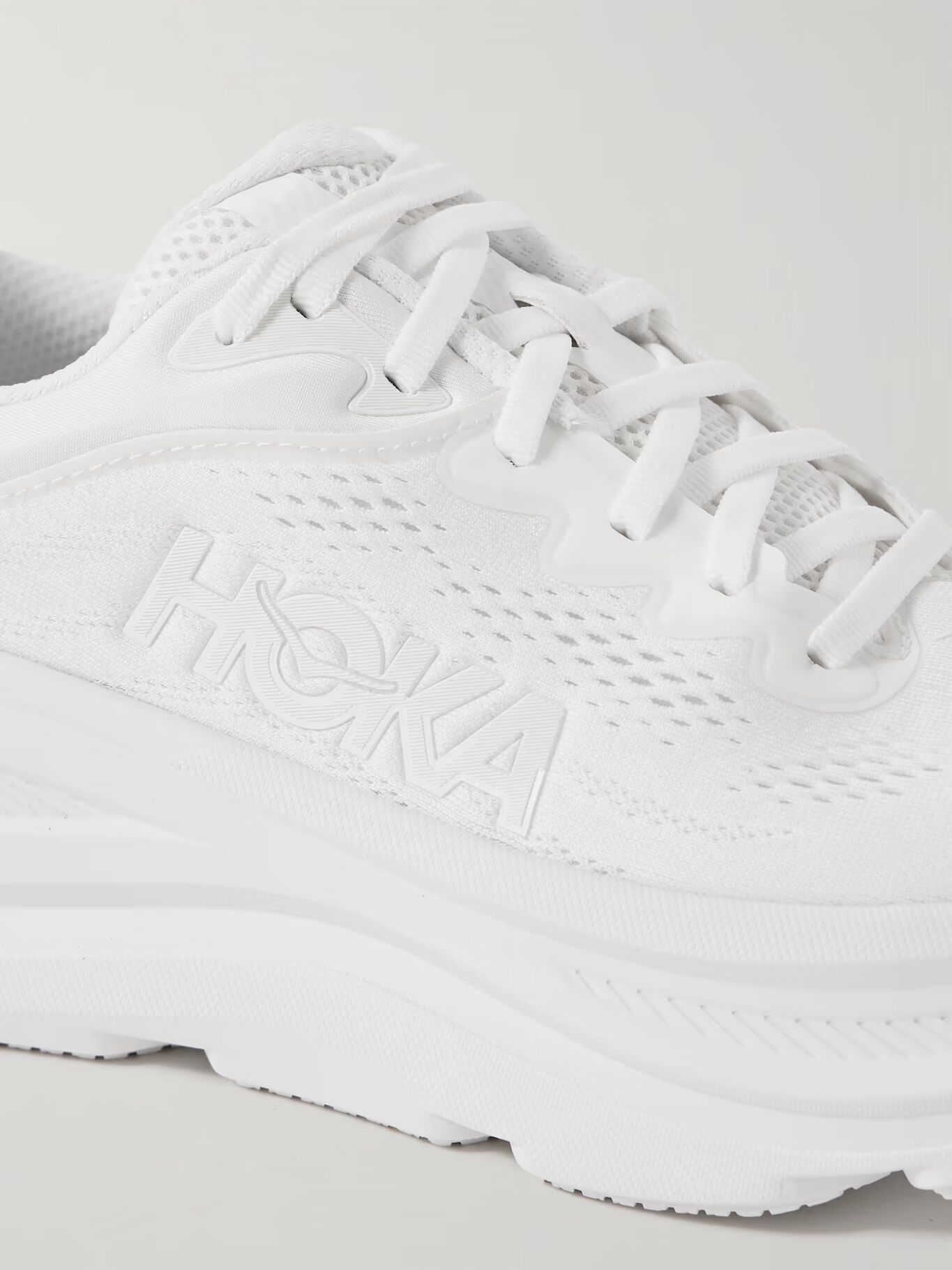 

Кроссовки Bondi 9 с сетчатой ​​резиновой отделкой для бега HOKA, белый