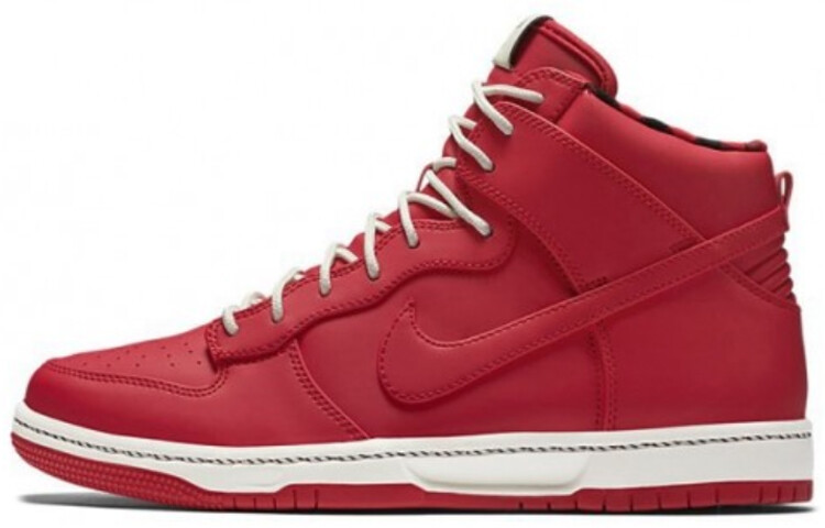 

Кроссовки Nike Dunk Ultra Rain Jacket Red