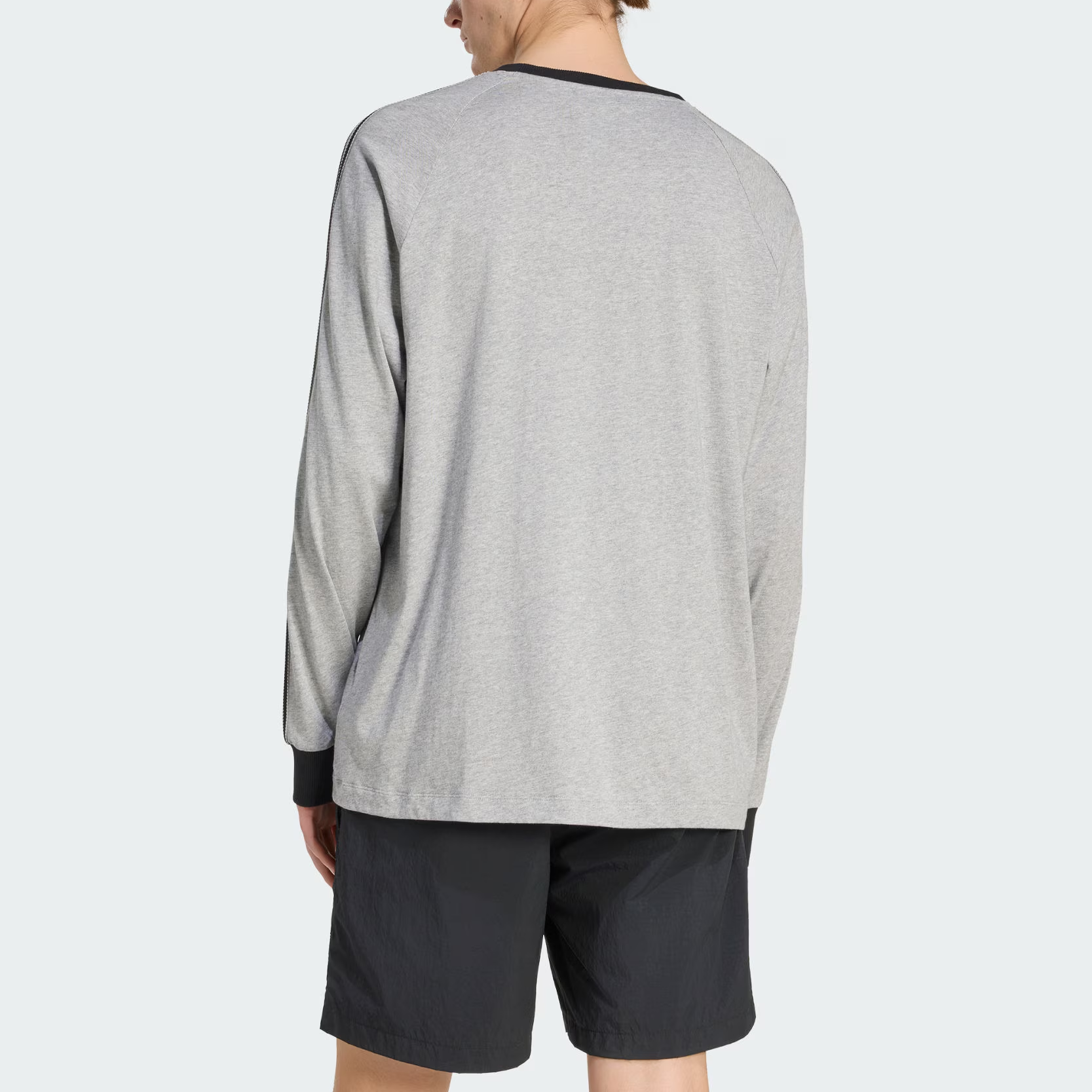 Футболка Britcore Cali мужская Adidas Originals, medium heather серый — фото 4