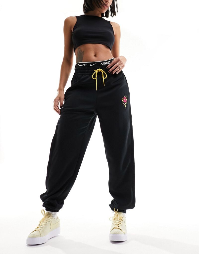 

Черные спортивные брюки из политрикотажа Nike Dri-FIT Retro Fly
