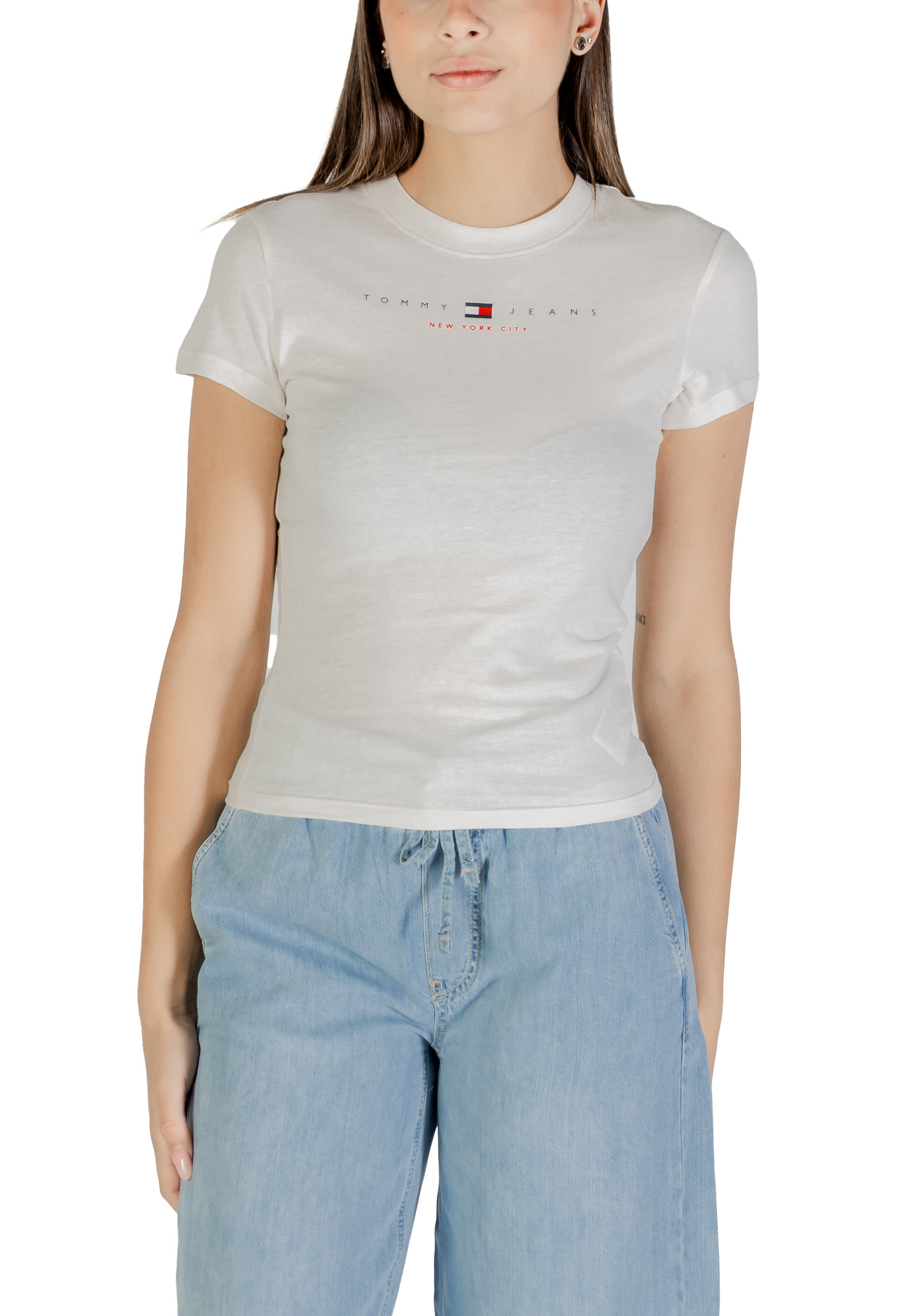 

Футболка Tommy Jeans, white