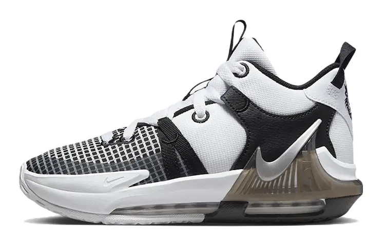 

Детские баскетбольные кроссовки Nike Lebron 7 GS
