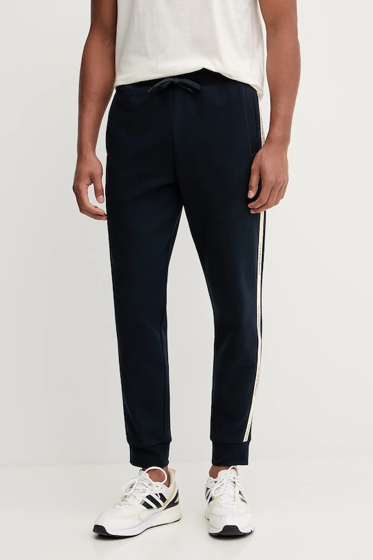 

Спортивные брюки Ea7 Emporio Armani, фиолетовый