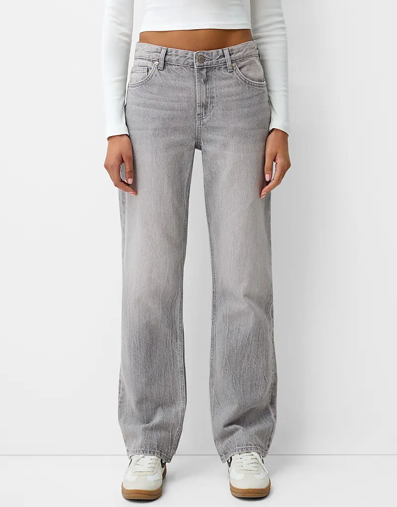 

Джинсы Bershka прямого кроя светло-серого цвета