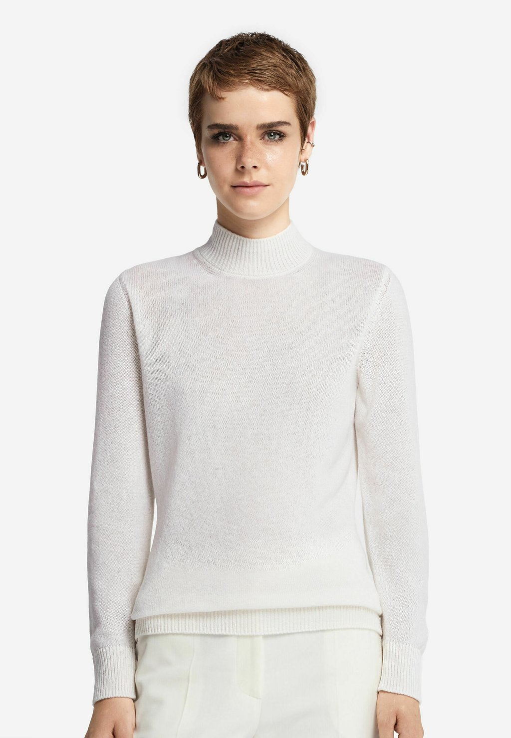 

Джемпер TURTLENECK Falconeri, молочный