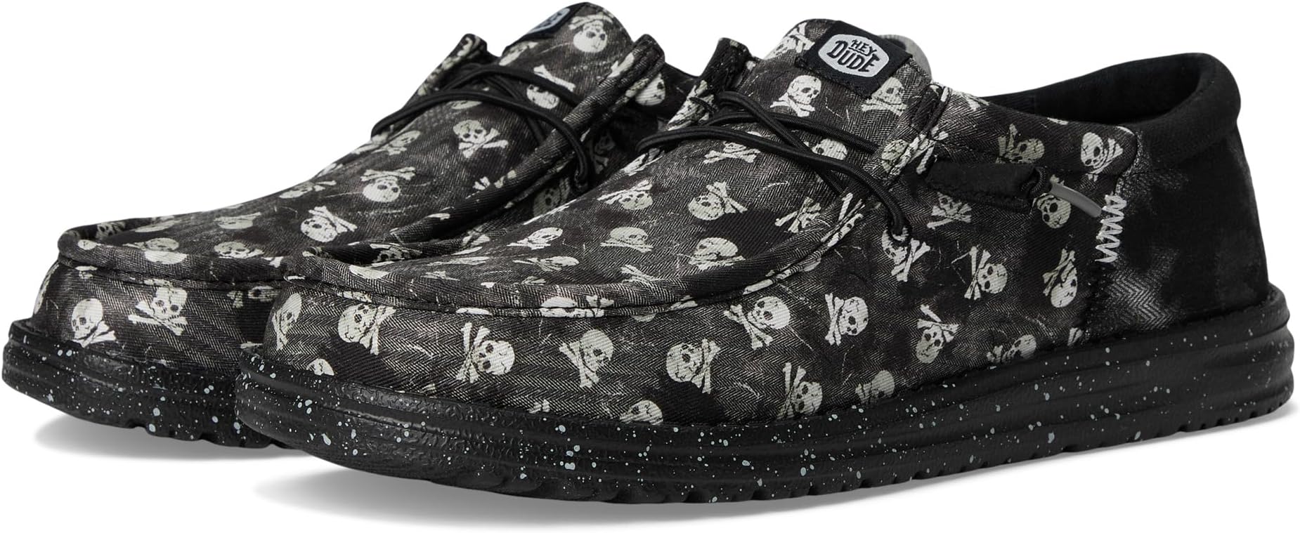 

Кроссовки Hey Dude Wally Funk Skull Print, цвет Black/Black Oyster