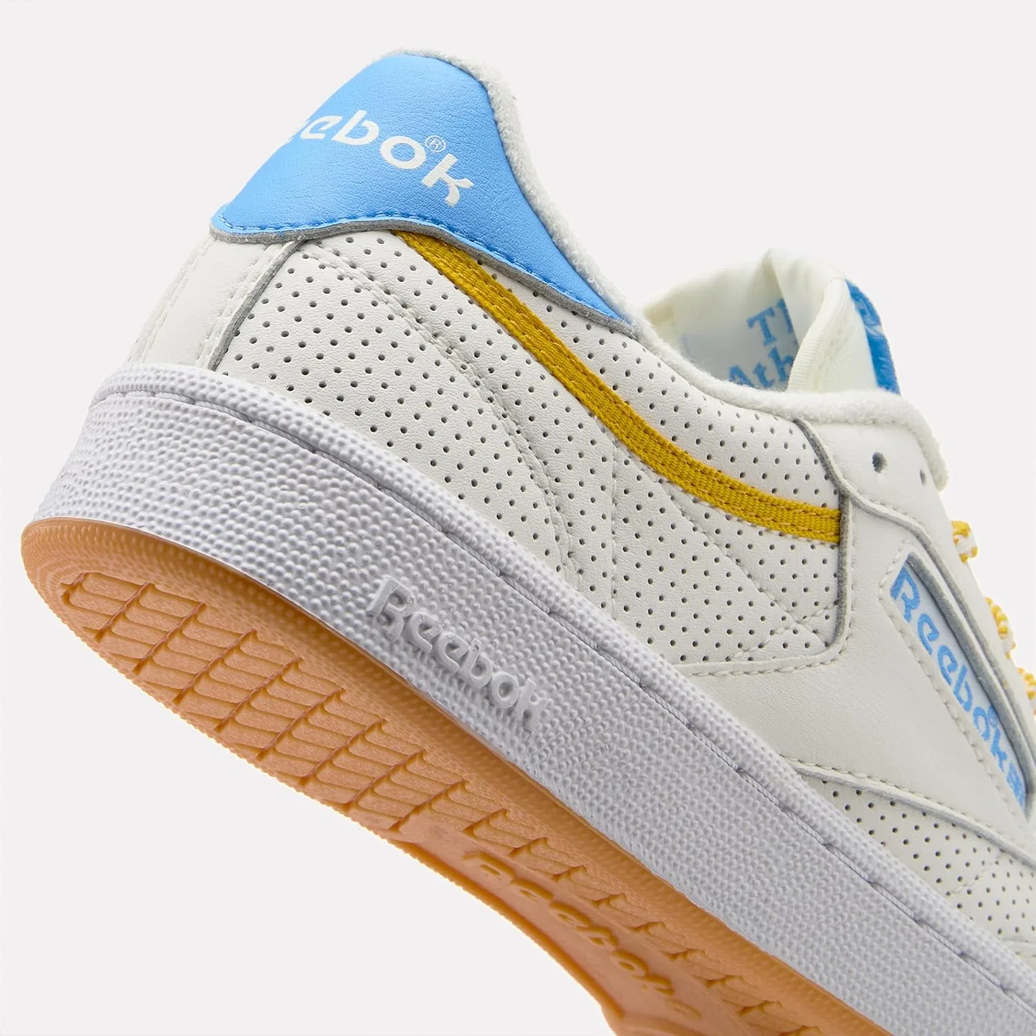 Кроссовки мужские Reebok, цвет Chalk Periblue Athletic Gold — фото 2
