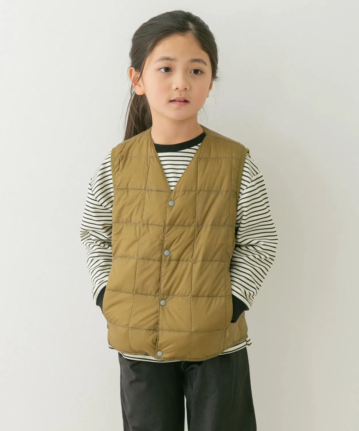 Жилет TAION V-Neck Button Down для детей, бежевый