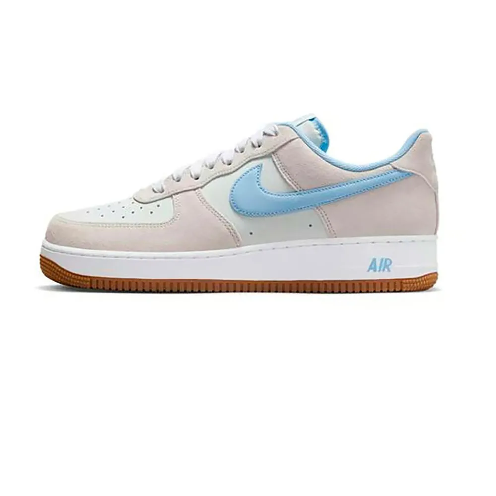

Кроссовки Nike Air Force 1 Вґ07 LV8, белый