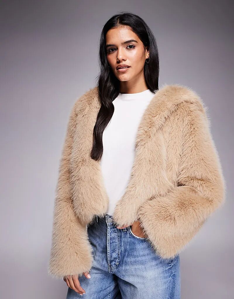 

Укороченная куртка Kiwi & Co Faye с капюшоном из искусственного меха бежевого цвета