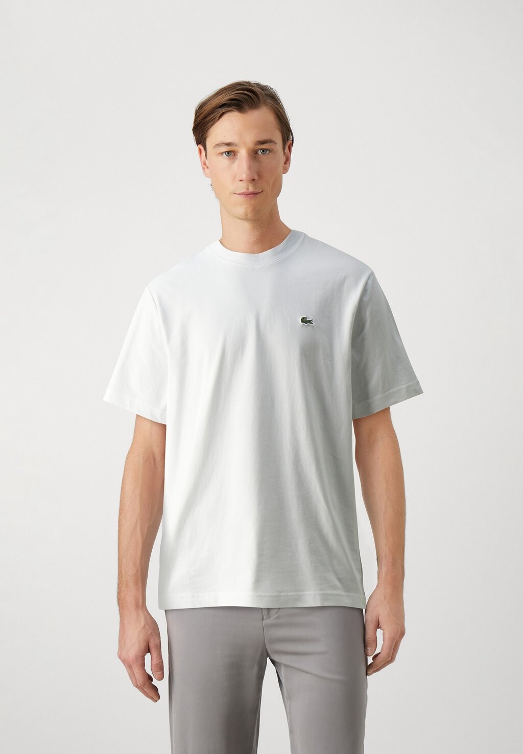 

Футболка базовая Lacoste, цвет white