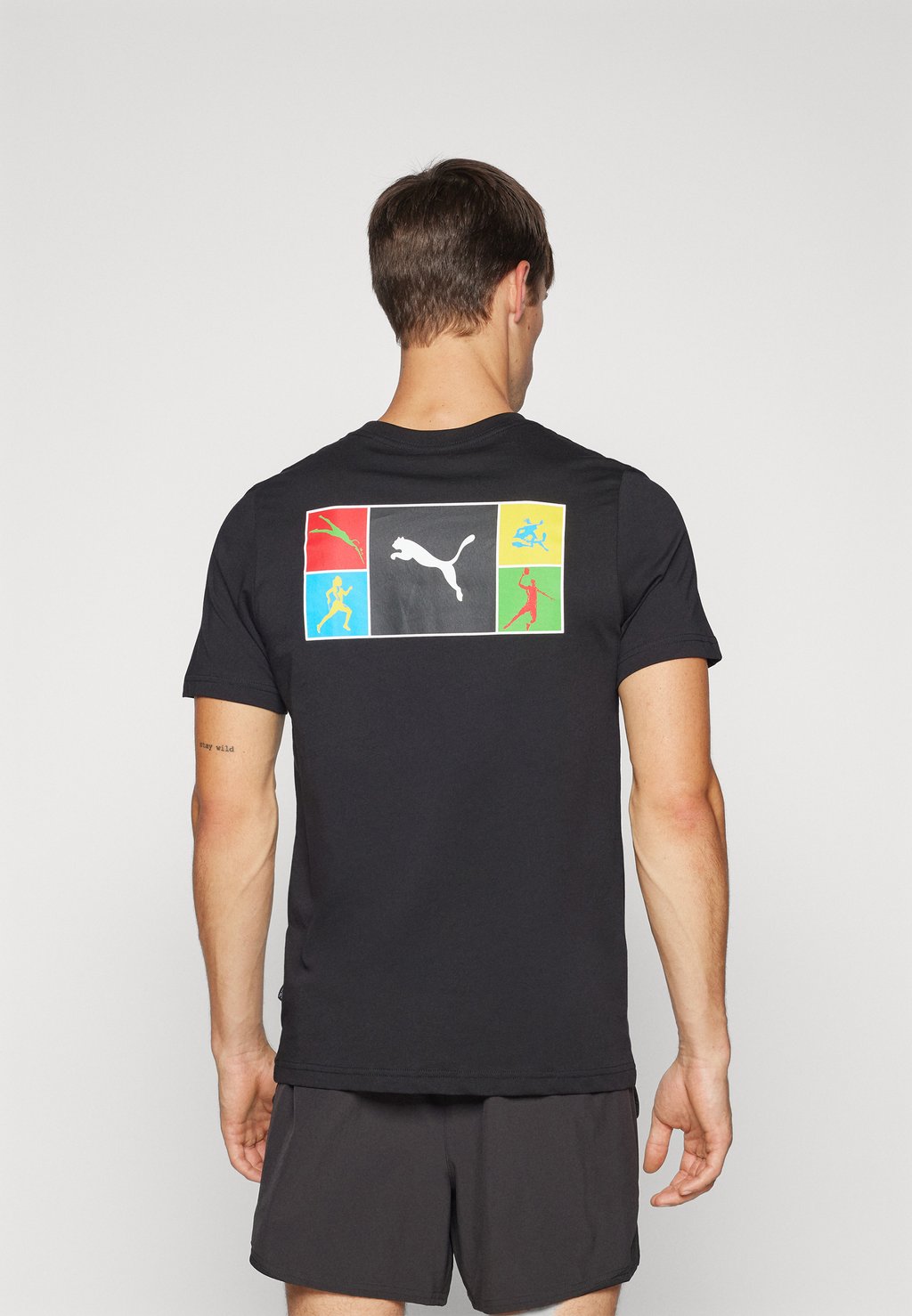 

Принт на футболке SMALL LOGO OLYMPIC TEE Puma, черный