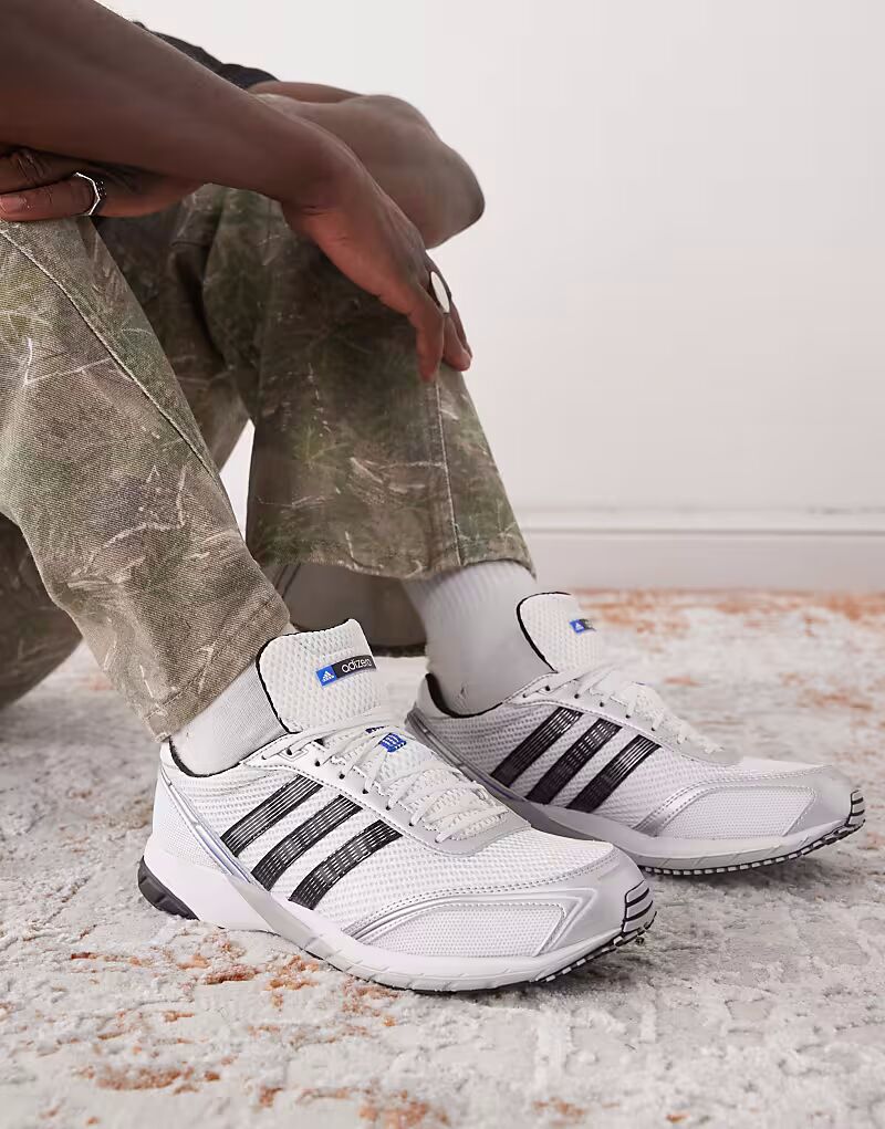 Кроссовки Adidas Adios OG белого и черного цветов