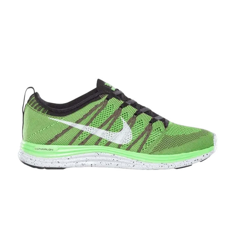 

Кроссовки Flyknit One+ 'Electric Green', зеленый
