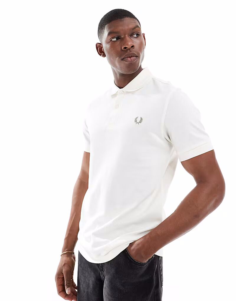 

Рубашка поло Fred Perry цвета экрю