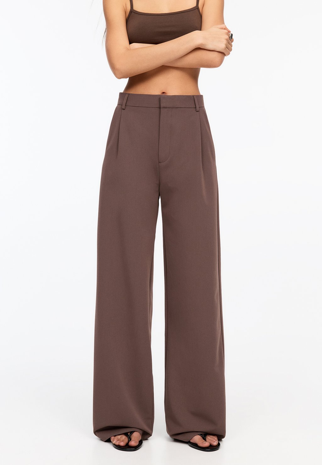 

Брюки DARTED PULL&BEAR, коричневый