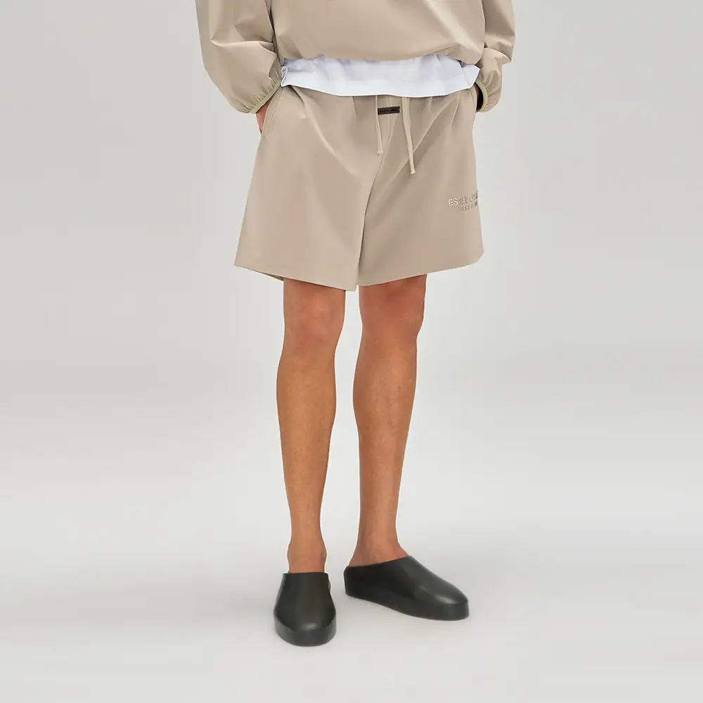 Шорты для бега с поясом на шнурке Fear Of God Essentials, коричневый — фото 4