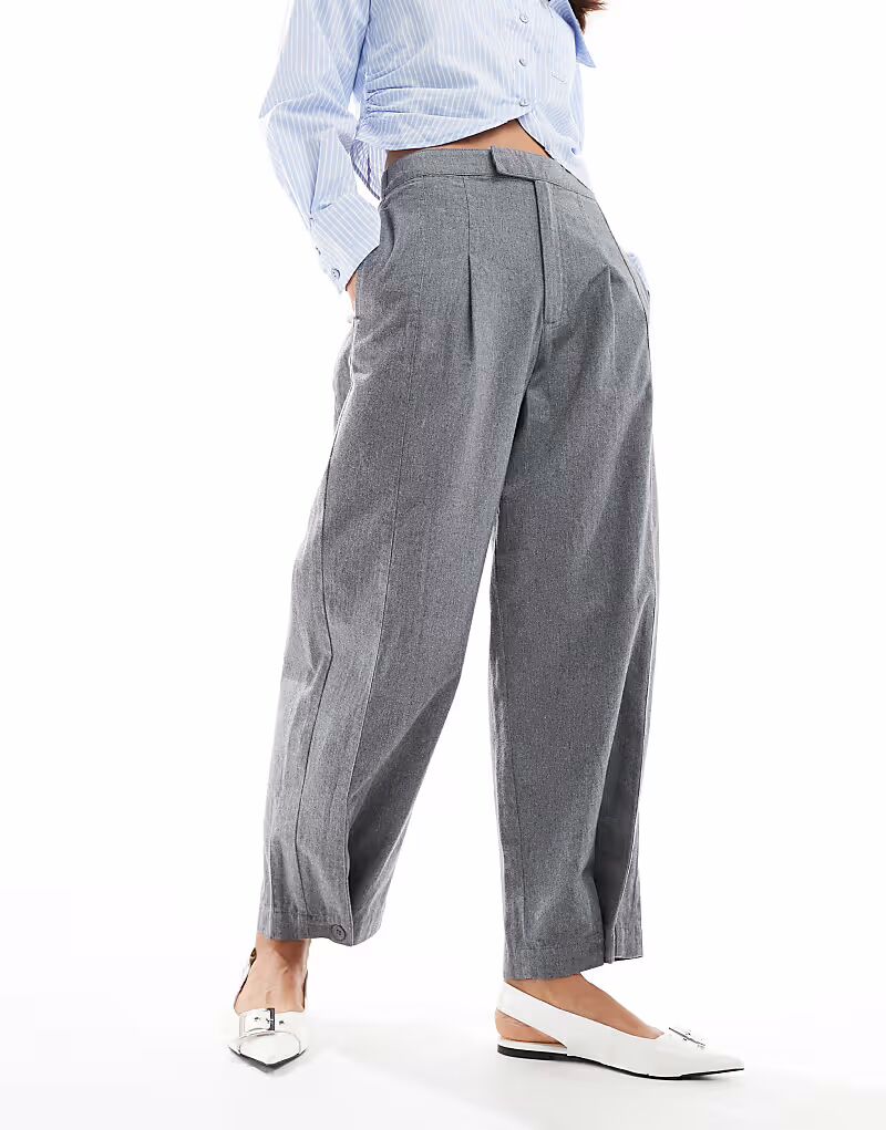 

Брюки-бочонки из фланели ASOS DESIGN серого цвета