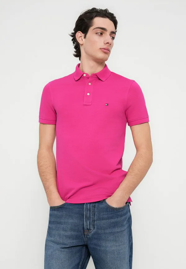 Поло-Рубашка из пике приталенного кроя 1985 года. Tommy Hilfiger, Eccentric Magenta — фото 4