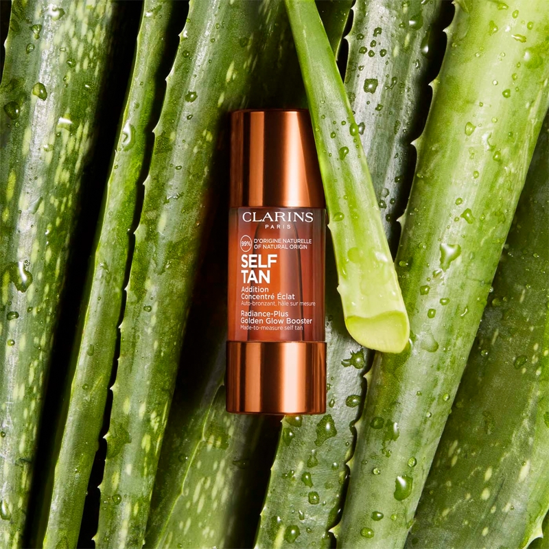 Self Tan Radiance-Plus Golden Glow Booster Лосьон-автозагар для лица Clarins, 15 мл — фото 2