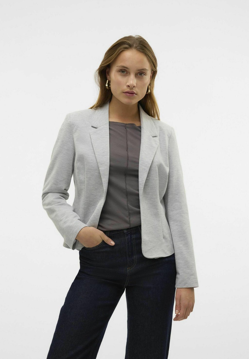 

Блейзер Vero Moda, серый