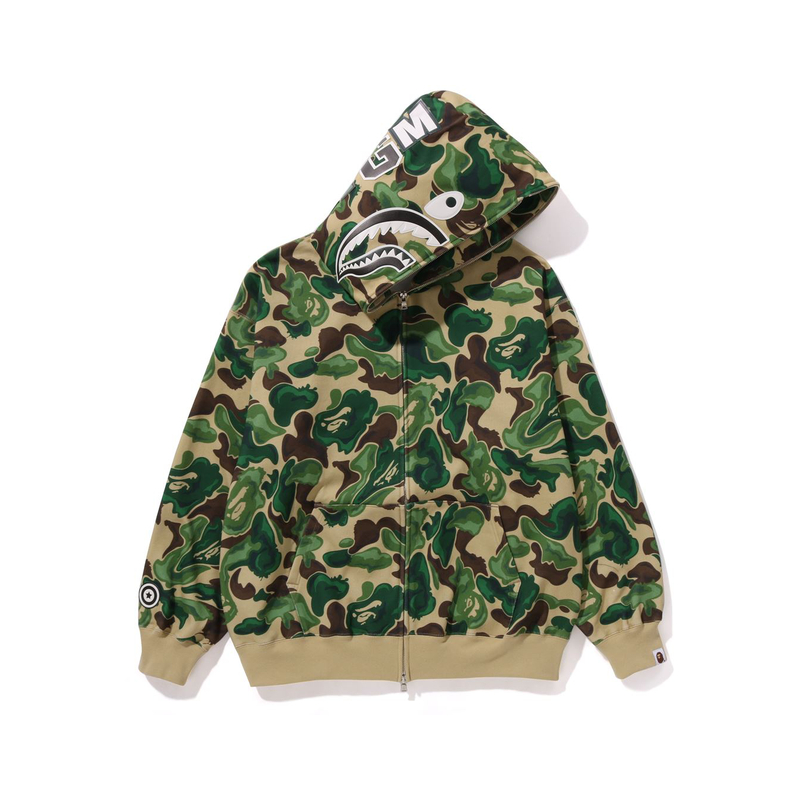 Футболка с камуфляжным принтом и акульим капюшоном на молнии A BATHING APE, зелёный GRX — фото 2