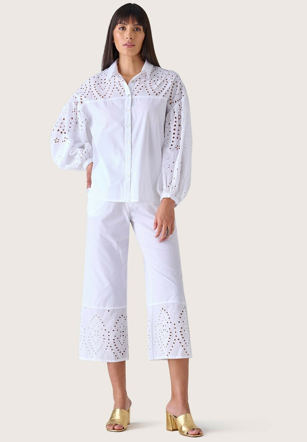 

Брюки POLTY BERMUDA Camomilla Italia, белый