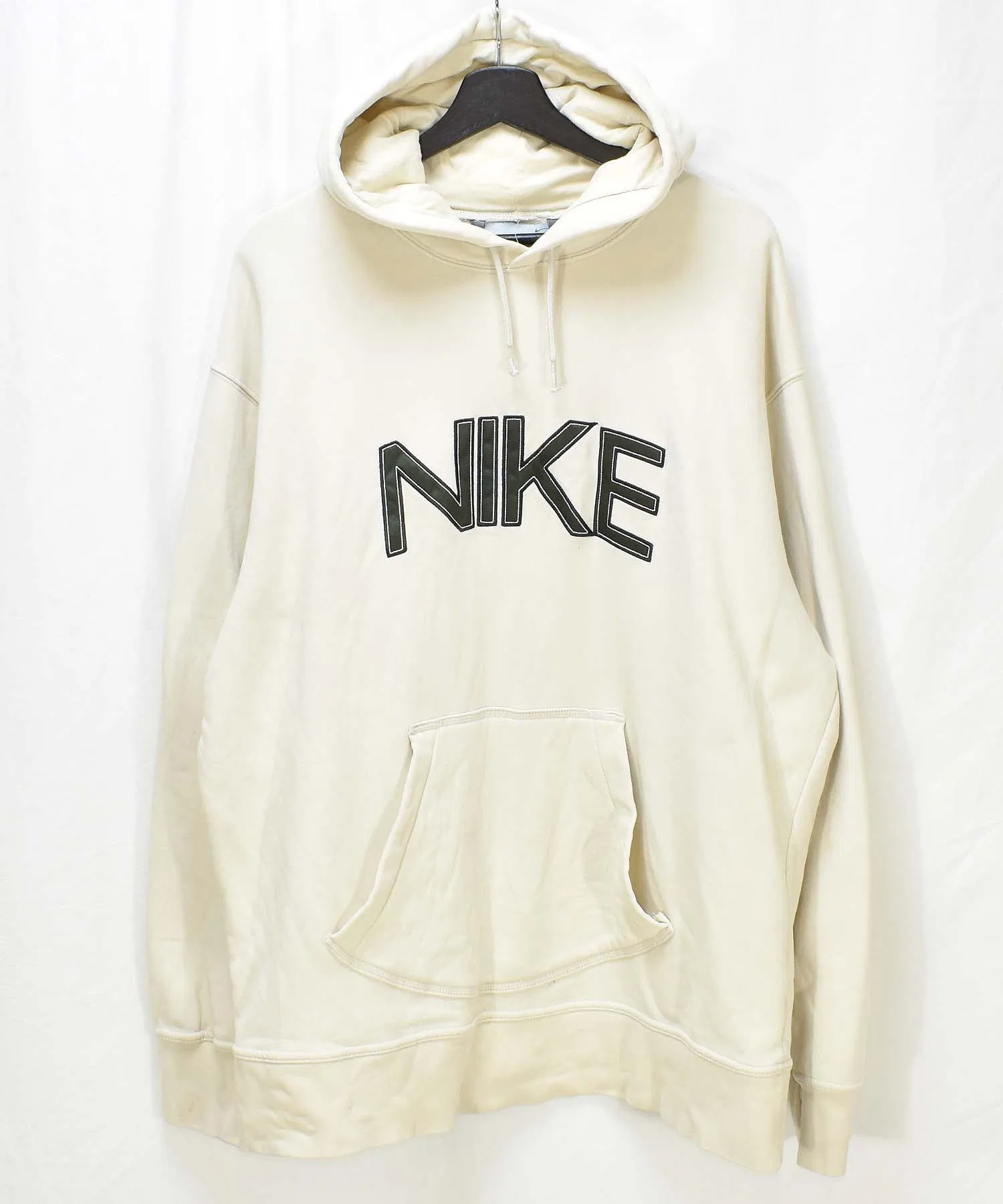 [Винтажная одежда] Толстовка с логотипом NIKE в стиле 2000-х — фото 2