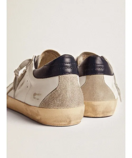 Мужские кеды из белой кожи Super-Star GOLDEN GOOSE с тёмно-синей вставкой — фото 2
