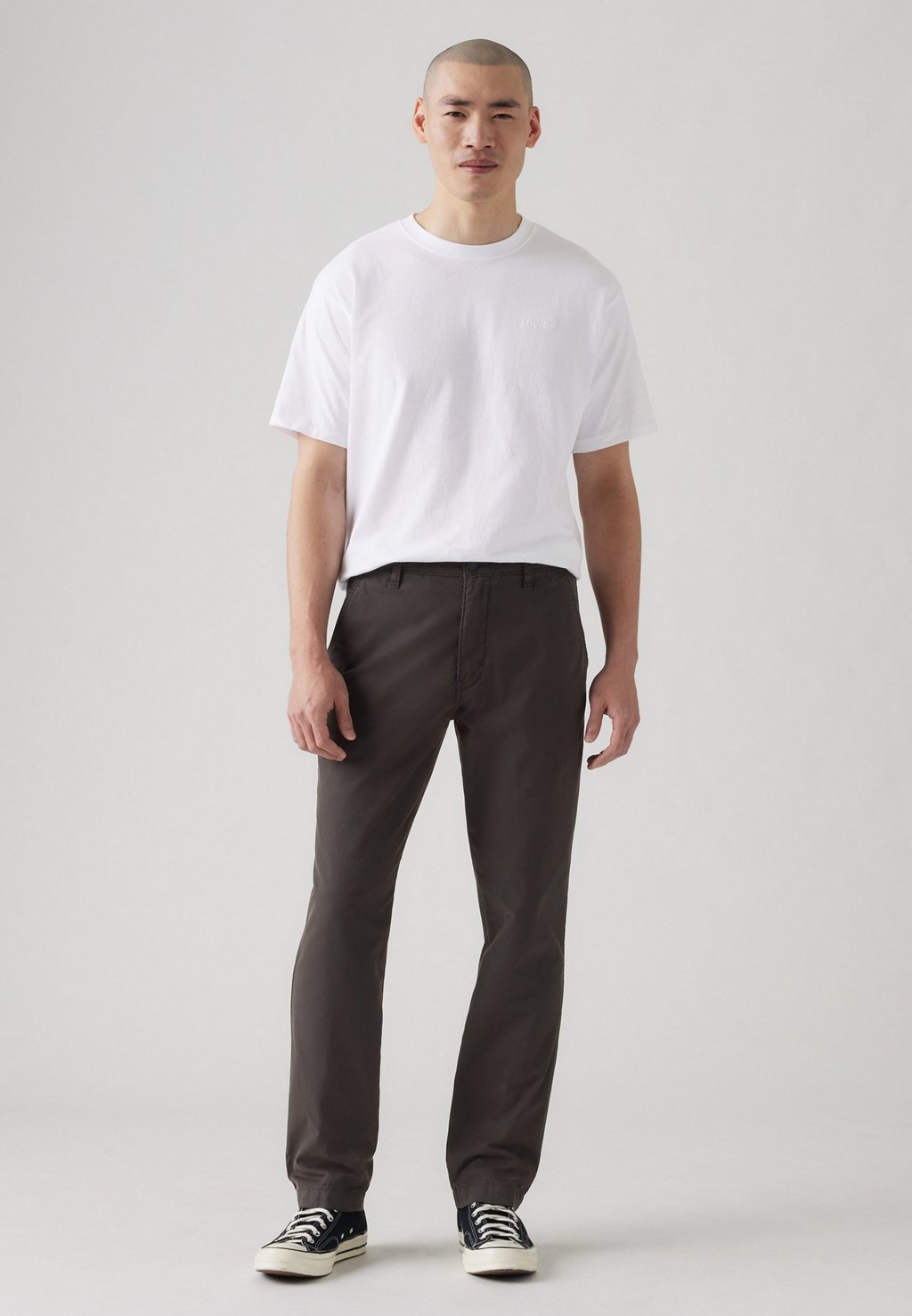 

Чиносы XX CHINO AUTHENTIC STRAIGHT CORDUROY PANTS Levi's, черный