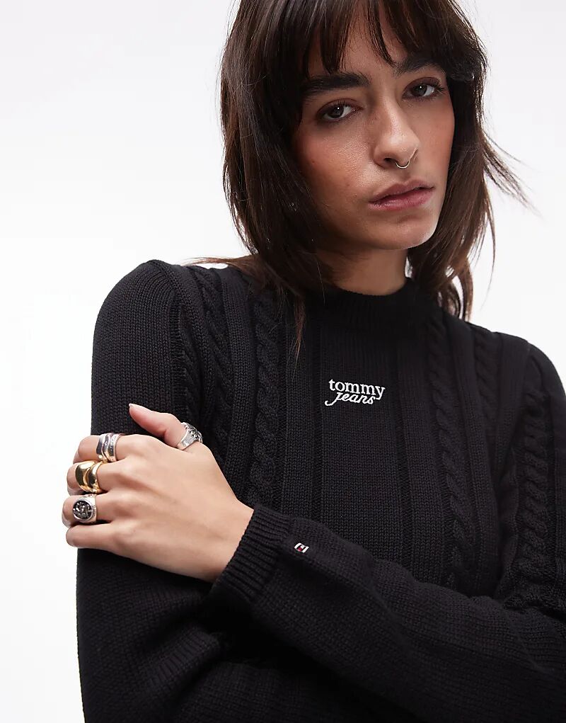 

Черный свитер Tommy Jeans с косичной вязкой