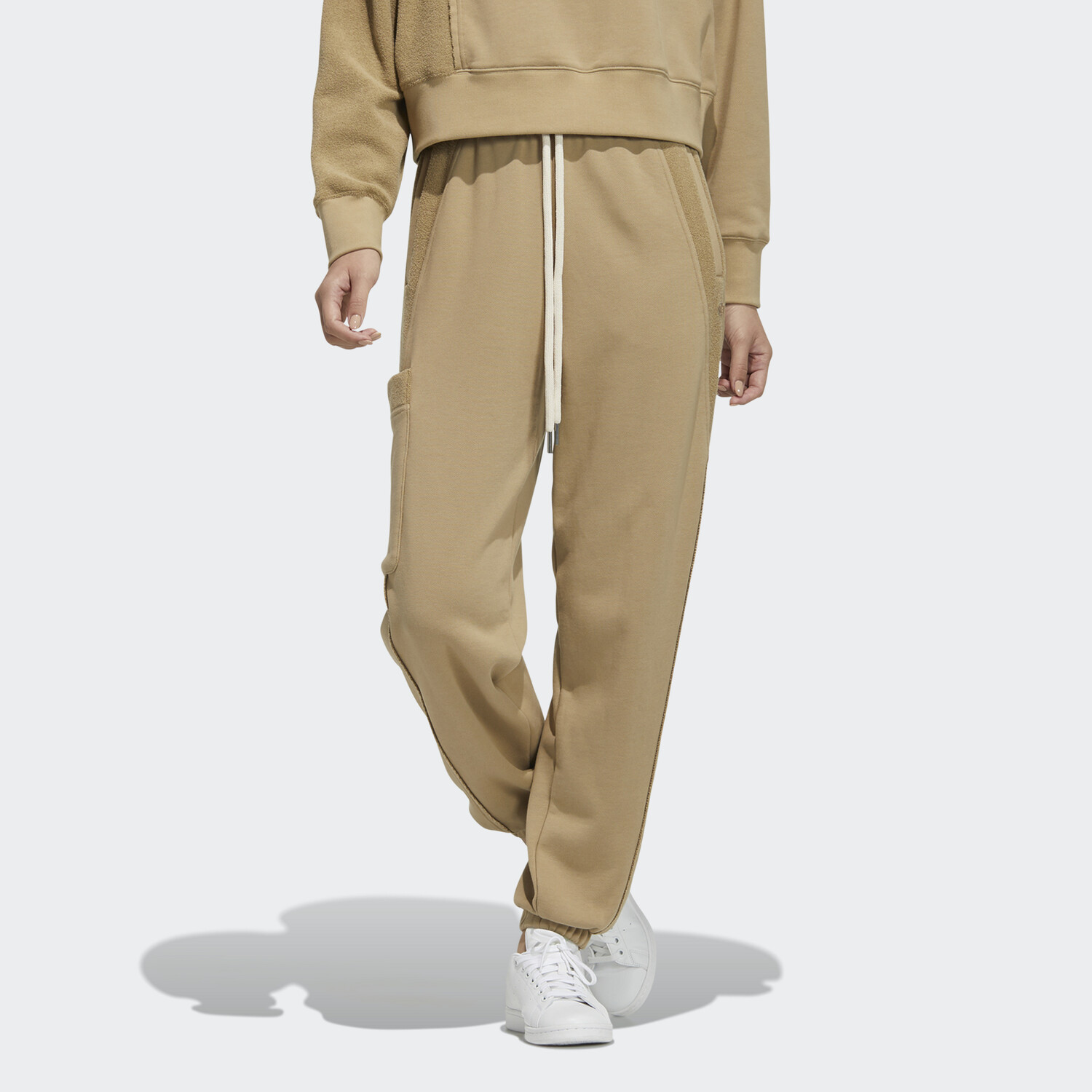 Трикотажные спортивные штаны женские цвета хаки Adidas Originals — фото 2