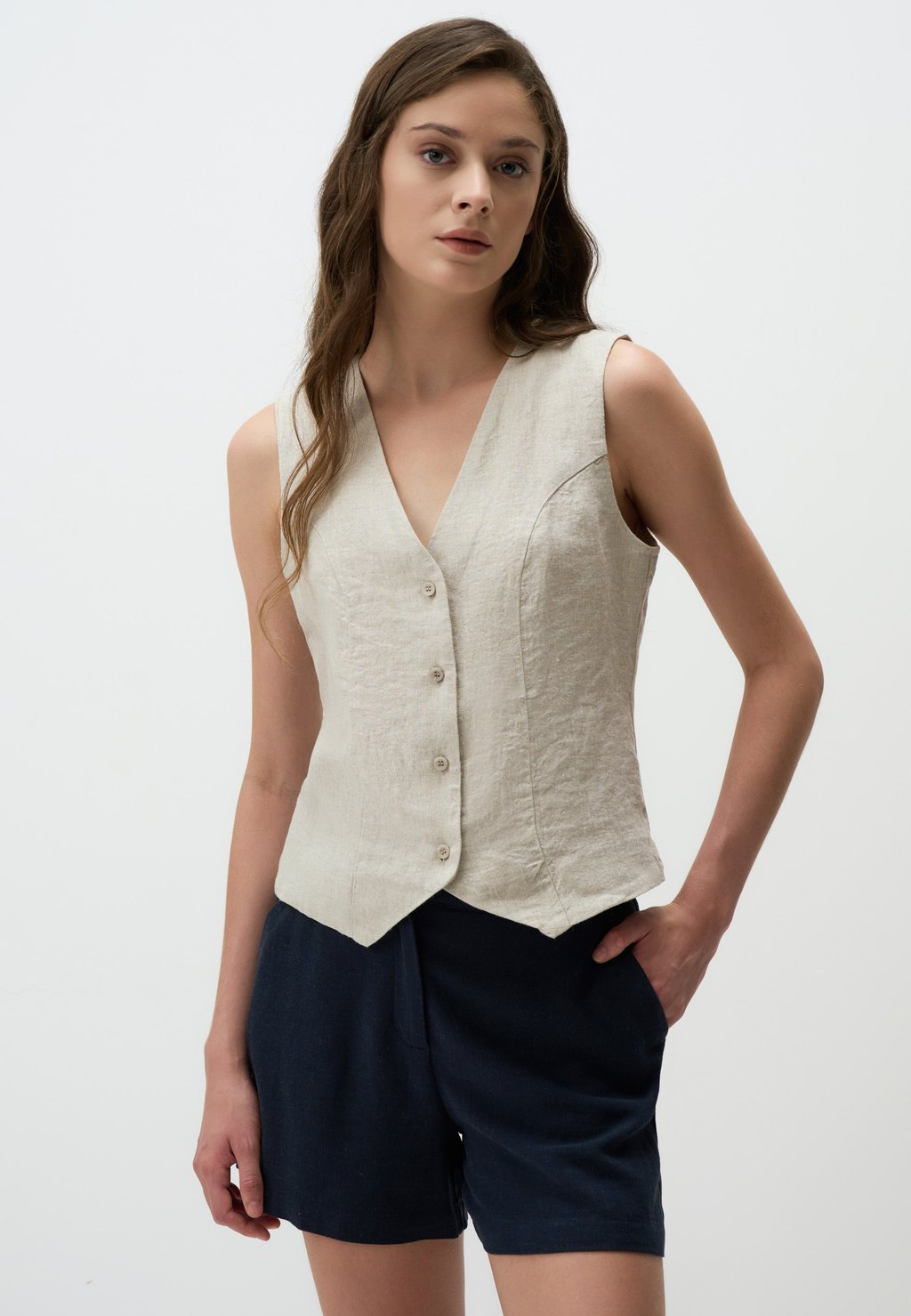 

Жилет V-NECK SLEEVELESS PLAIN Jimmy Key, бежевый