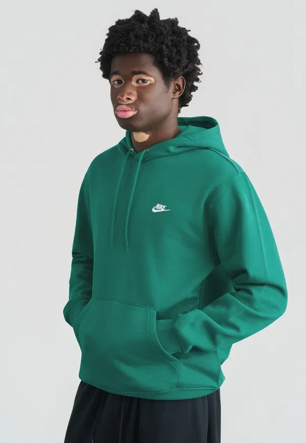 Толстовка с капюшоном Nike Sportswear Club Hoodie, малахитовый/белый