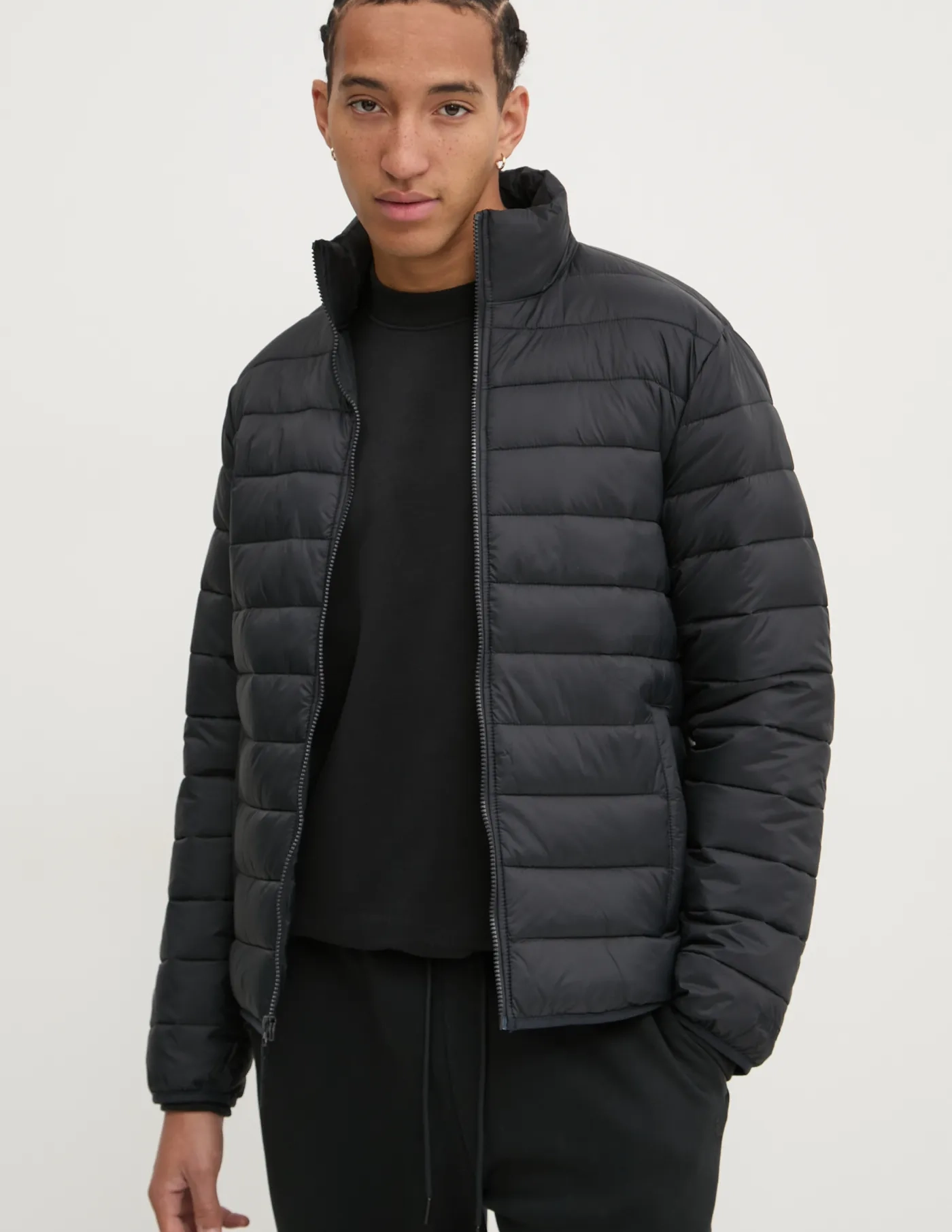 

Куртка Hollister Co., черный