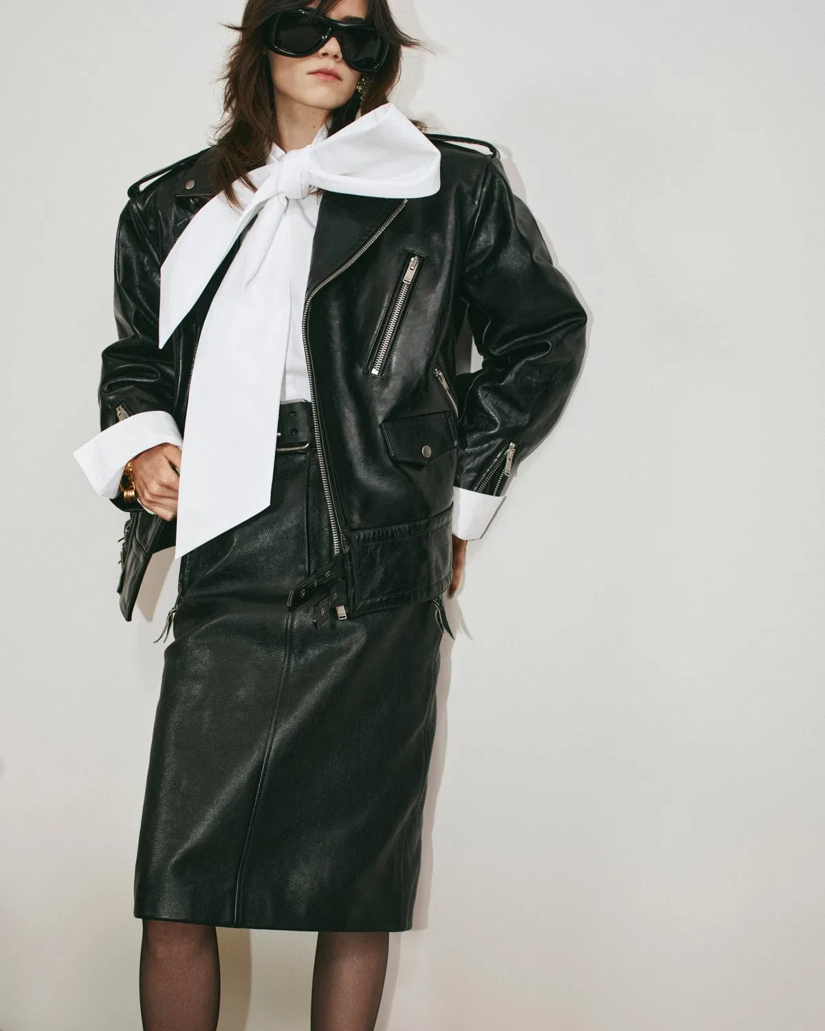 Юбка-карандаш с поясом из фактурной кожи SAINT LAURENT, черный — фото 2