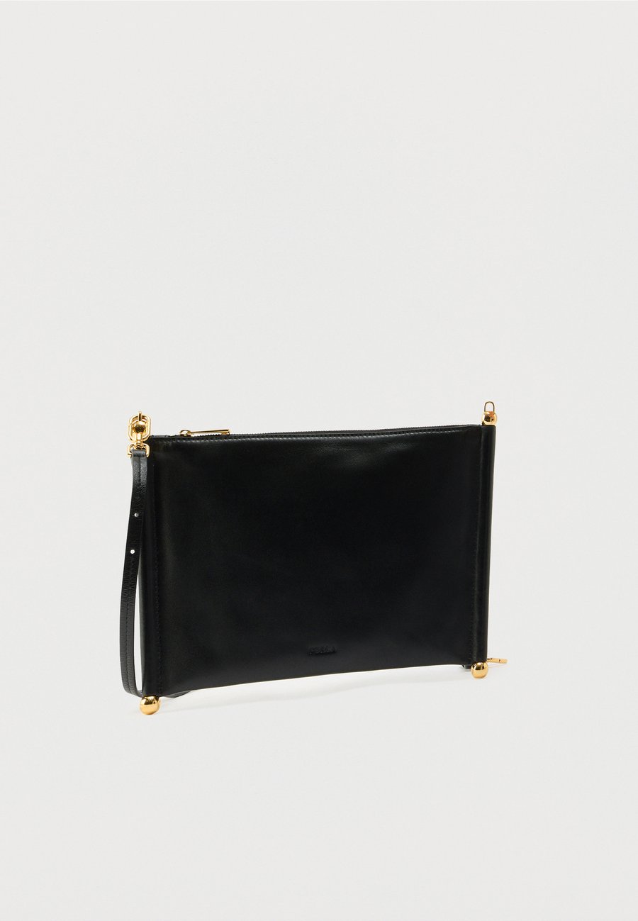 

Сумка Furla SFERA SOFT MINI SHOULDER BAG, Black